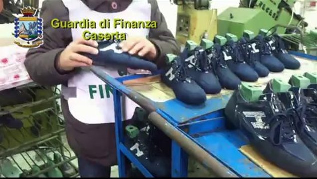 Saviano (NA) - Sequestrata fabbrica di Hogan false (24.01.14)