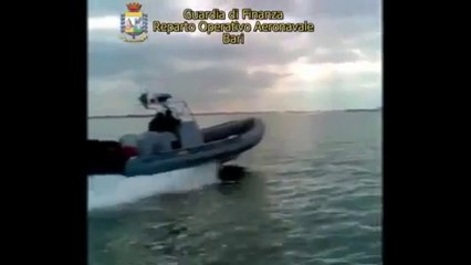 Taranto - Pesca abusiva di ricci di mare, interviene la GdF (21.01.14)