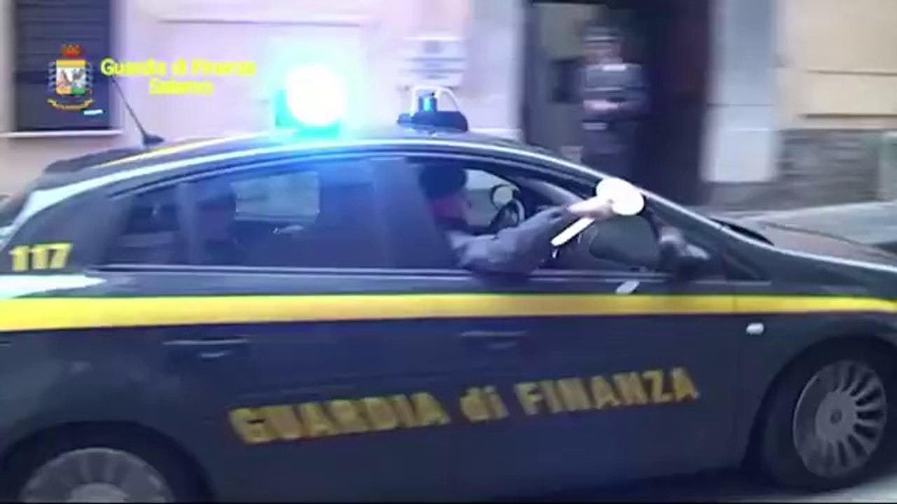 Nocera (SA) - Operazione Nuceria - Fondi neri per pagare i calciatori (09.01.14)