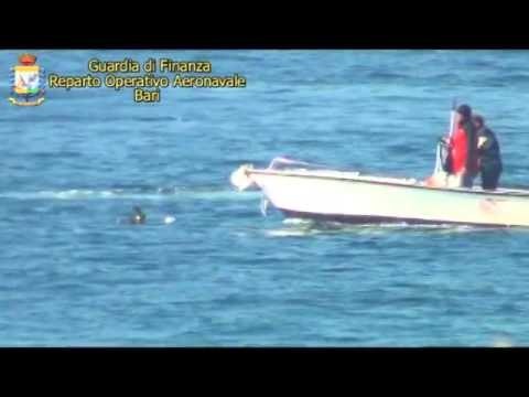 Bari - Operazione gdf pesca di frodo (20.12.13)