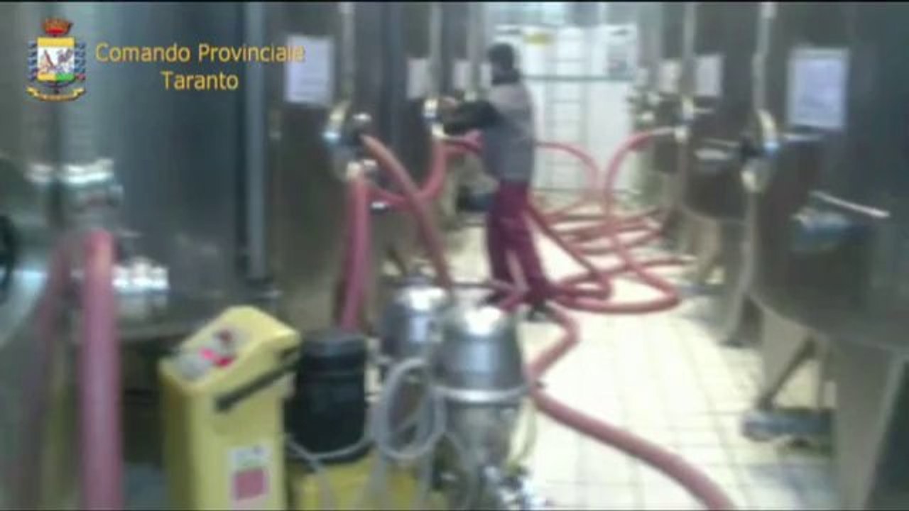 Taranto - Scoperta frode in commercio nel settore vinicolo (19.12.13)