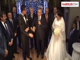 Başbakan Yardımcısı Arınç, Nikah Şahitliği Yaptı