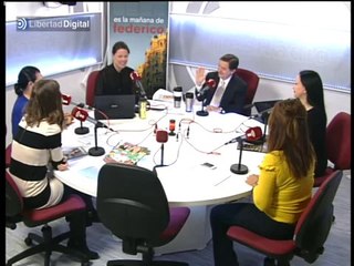 Crónica Rosa: La amante de Hollande podría estar embarazada