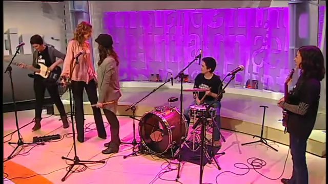 TV3 - Els Matins - Las Primas de Maryjane, un grup de rock quotidià de nova fornada
