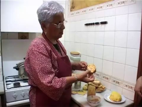 TV3 - Karakia - Alfajores (Eliana, Xile)