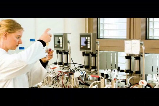 Best Creams And Products That Can Be Used To Clear Aging Symptoms-BB cream