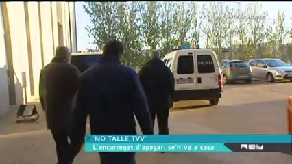 TV3 - Telenotícies - El tècnic que havia d'"apagar" Canal 9 es fa enrere i marxa