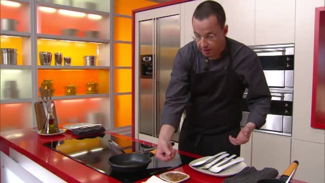 Cuines - Brandada de bacallà, pil-pil, panses, raïm, cotnes