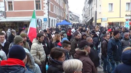 LA PROTESTA DEI FORCONI, IMPRENDITORI IN PIAZZA