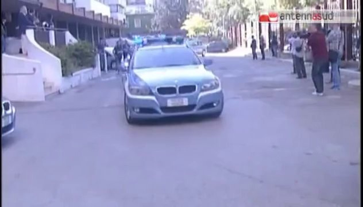 TG 24.01.14 Rapina a portavalori al casello di Cerignola, fermati 3 del commando