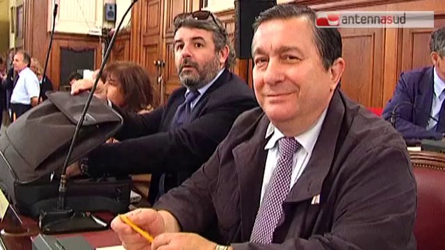 TG 24.01.14 D'Ambrosio Lettieri: Emiliano badante degli aspiranti sindaci Pd