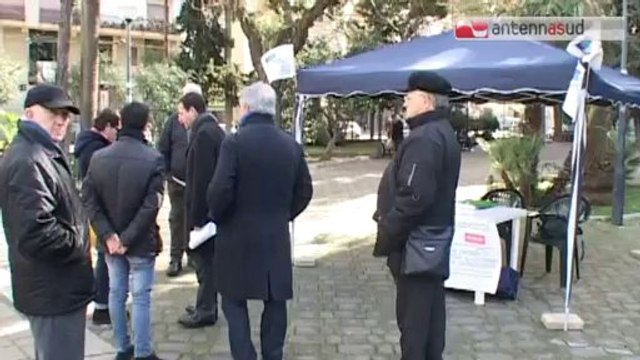 TG 22.01.14 Bari, petizione nel VIII circoscrizione: vogliamo un presidio delle forze dell'ordine