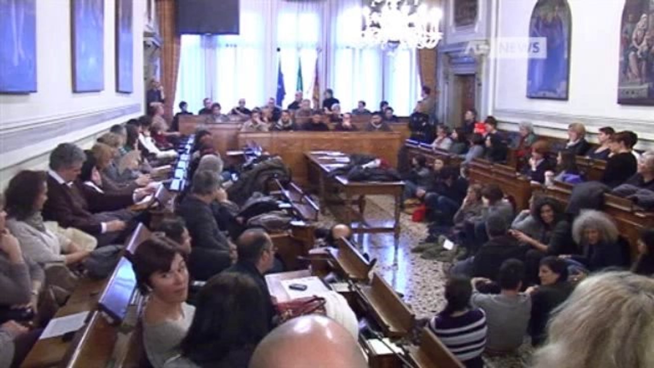 LA RIVOLTA DEI DIPENDENTI