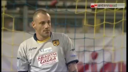 TG 24.12.13 I biancorossi in cattedrale con la maglia di San Nicola.