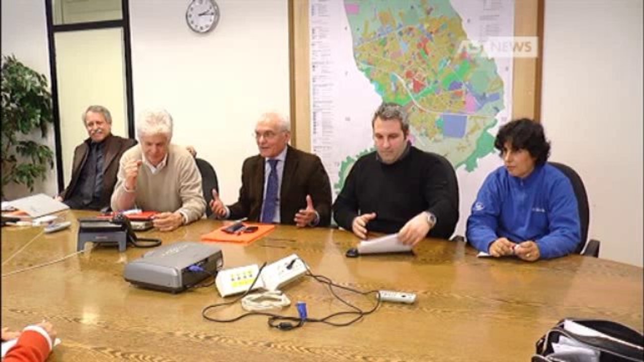 ELECTROLUX AL BIVIO, INCONTRO E CORTEO