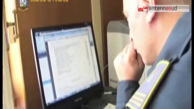 TG 12.12.13 Bufera al Comune di Andria, tangenti all'assessore per l'appalto sui rifiuti