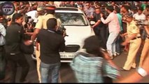 Shahrukh Khan SPOTTED leaving Nanavati Hospital after INJURY