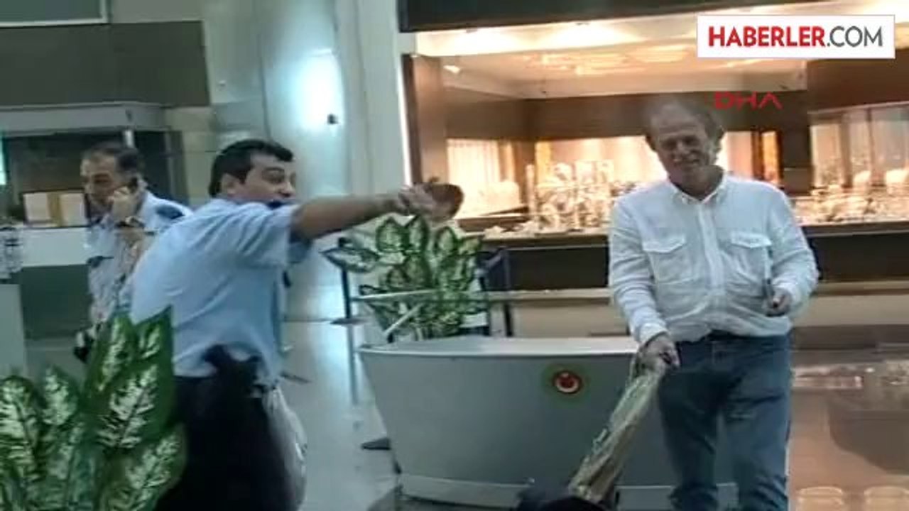 Mustafa Denizli Hastaneye Kaldırıldı