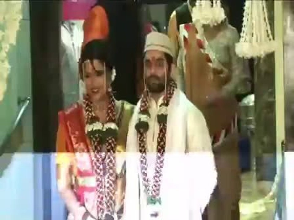 Sameera Reddy gets married