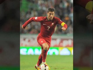 FIFA 2013 Awards: Ronaldo beats Messi, wins best footballer award