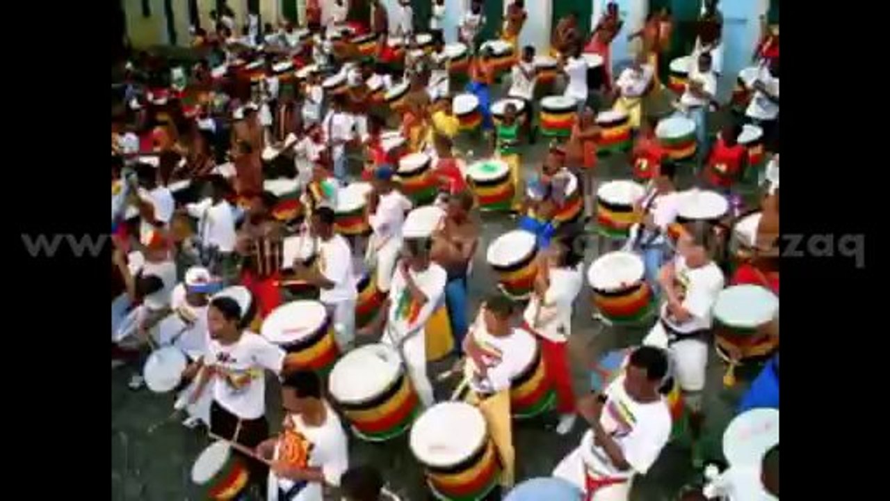 Bollywood copy song Neela Dupatta Peela Suit (Hameshaa)