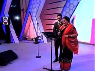 Sachin launches new season of Celebrity Cricket League