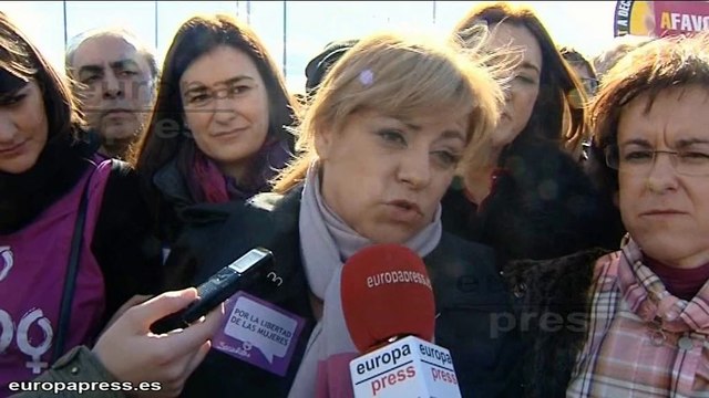 Valenciano: Que guarden en un cajón la reforma del aborto