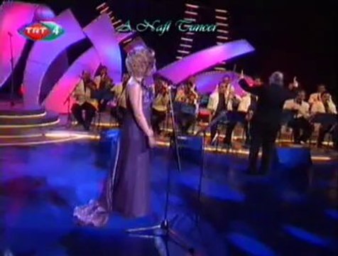 Eliz AVAROĞLU-İşte Seni Seven Benim