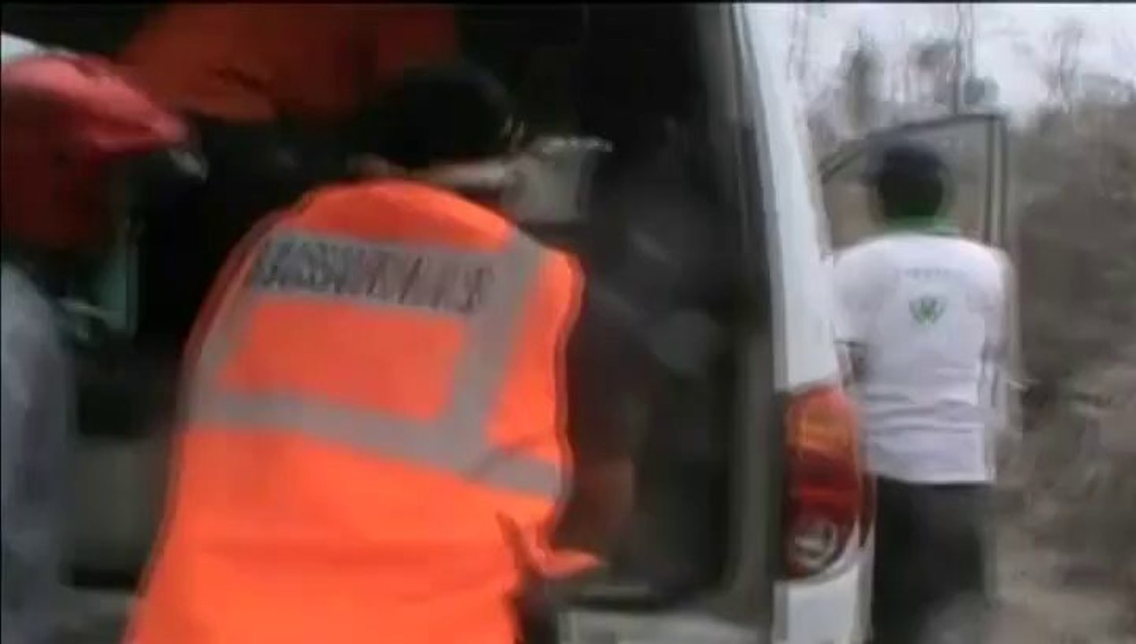 14 morts après une spectaculaire éruption volcanique en Indonésie