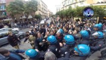 Scontri tra studenti e polizia in corso Vittorio Emanuele
