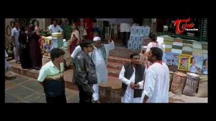 Khadgam Comedy Scene | Prakash Raj Caught Doing Romance With M S Daughter