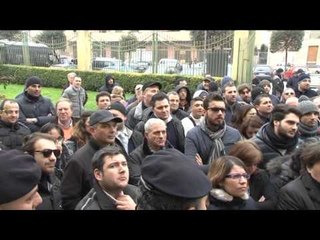 Sant'Antimo (NA) - Caro Tares, sit in dei commercianti -live- (27.01.14)