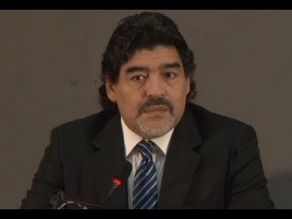 Napoli - Maradona furioso: nella fiction "Gomorra" un killer col suo nome (31.01.14)