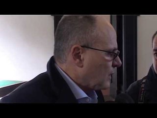 Download Video: Napoli - ''Il sindaco con la bandana'' il libro contro De Magistris (30.01.14)