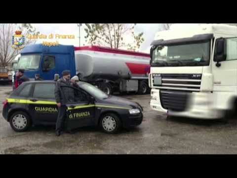 Napoli - La Gdf sequestra carburante (25.01.14)