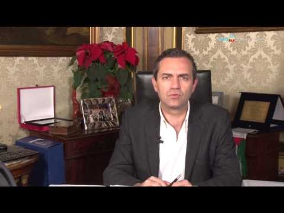 Napoli - Gli Auguri di Natale del Sindaco de Magistris (20.12.13)