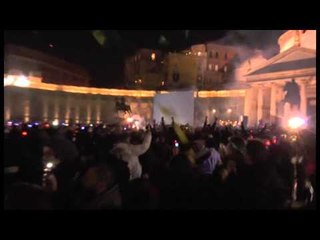 Napoli - Capodanno 2014, in 500mila tra Plebiscito e Lungomare (02.01.13)