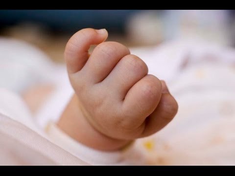 Napoli - Bimba nata da donna in coma da 4 mesi (21.12.13)