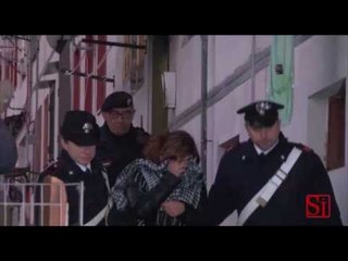 Download Video: Pozzuoli (NA) - Prestiti per fare la spesa, 7 arresti per usura -1- (12.12.13)