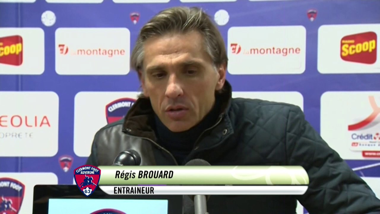 Conférence de presse Clermont Foot - AC Arles Avignon (1-1) : Régis BROUARD (CF63) - Franck  DUMAS (ACA) - 2013/2014