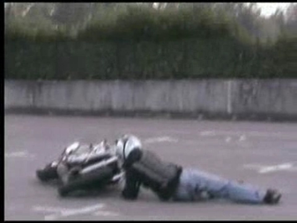 Chute wheeling skater