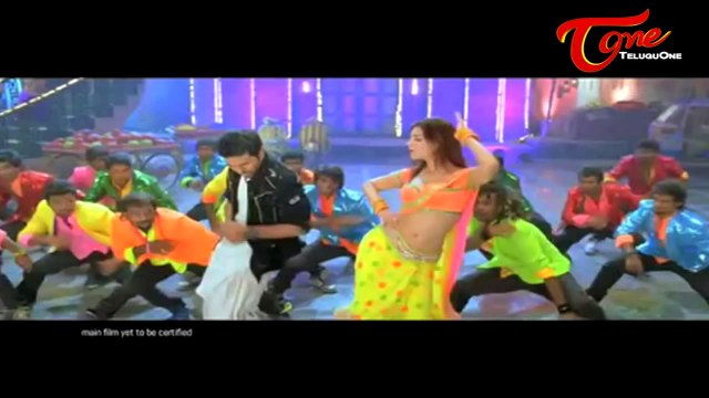 Yevadu || Chit Chat with Ram Charan and Allu Arjun || Part 02