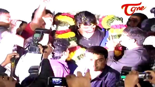 Ram Charan's Yevadu Movie Trailer Launch Press Meet at Sandhya Theatre