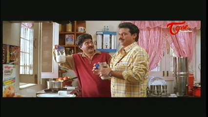 Seenu Comedy Scene | Venkatesh Innocent Gestures Before Twinkle Khanna