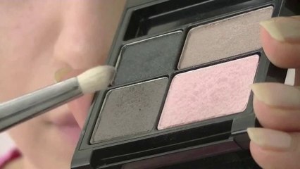 Angelina Jolie / Megan Fox Pinkish Grey Smokey Eyes