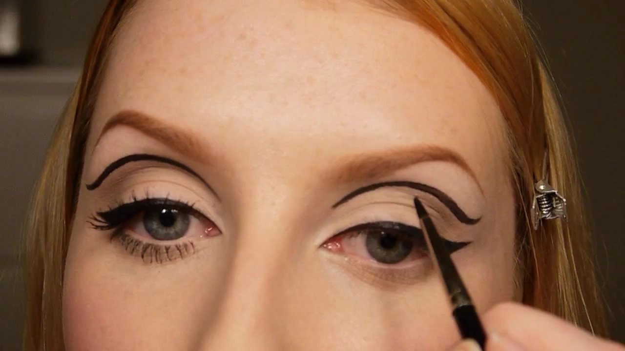TREND - MODERN 60's EYELINER TUTORIAL