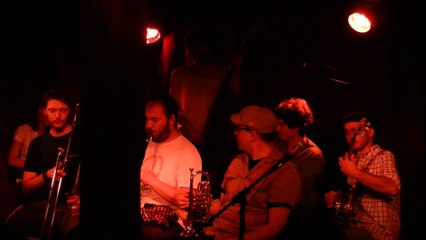 "Le Bardi Manchot" au Mandala (Toulouse) - New Orleans Bump