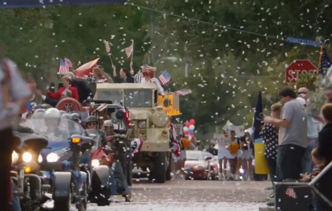 Publicité Emouvante Budweiser - Superbowl 2014 - Retour du Soldat!!