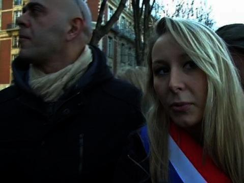 Marion Maréchal Le Pen:  "Pour dire 'regardez, c'est l’extrême droite'" - 02/02