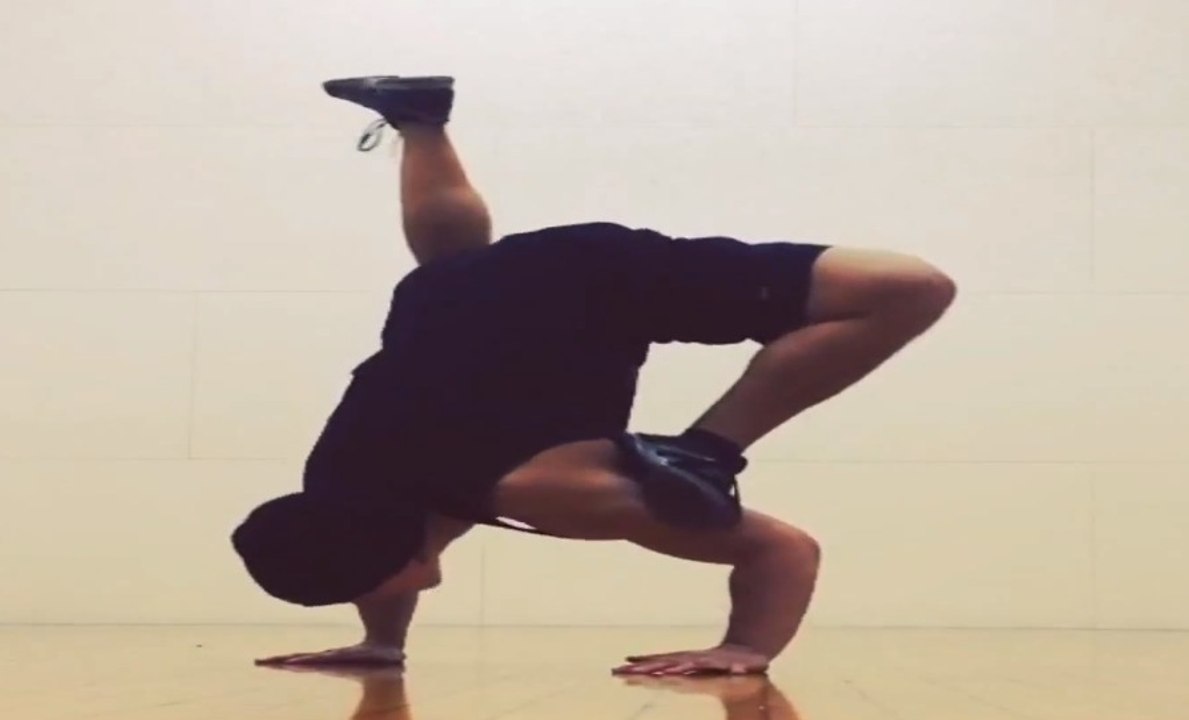 ∆BSTR∆CKT TRICKS  Bboying - Break Dance